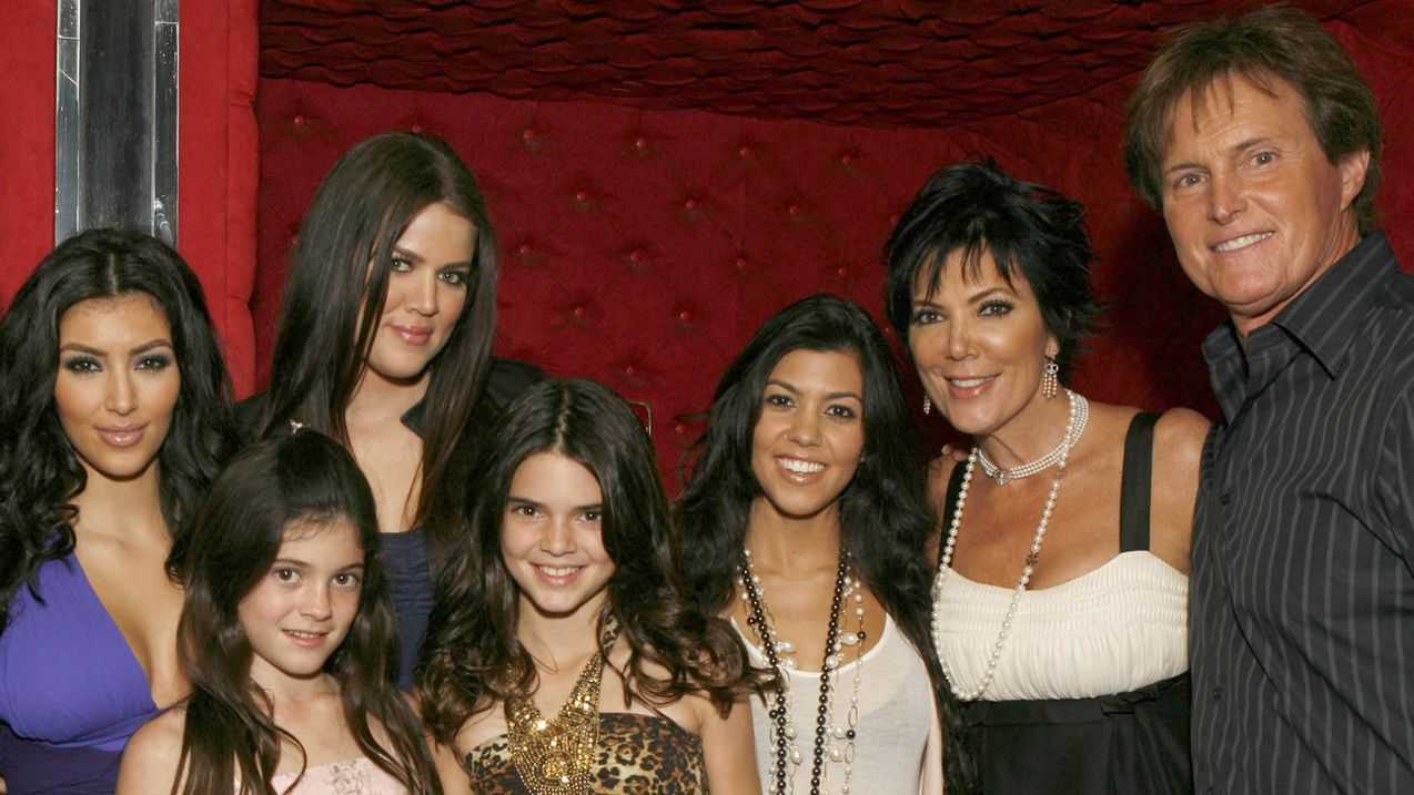 Every nude photo of the kardashians: the 68 best naked kardashians pictures | marie claire