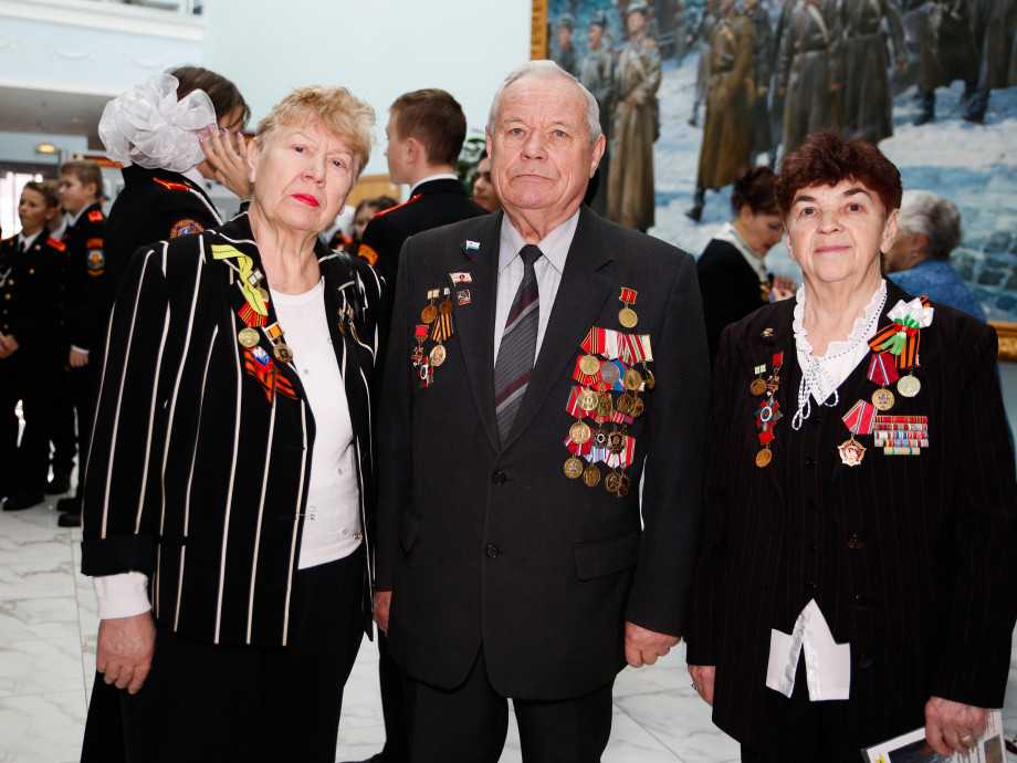 Компульсивное переедание - симптомы, как бороться с психогенным расстройством пищевого поведения, лечение