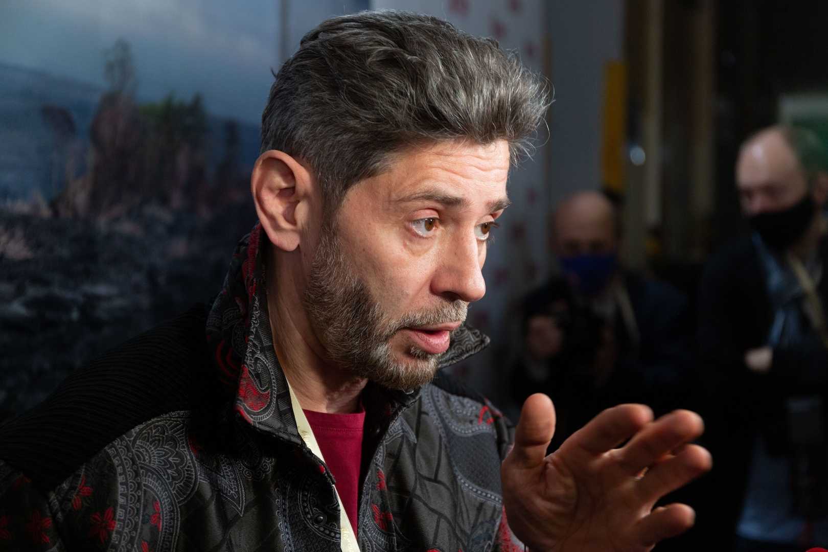 Валерий николаев попал в психиатрическую клинику