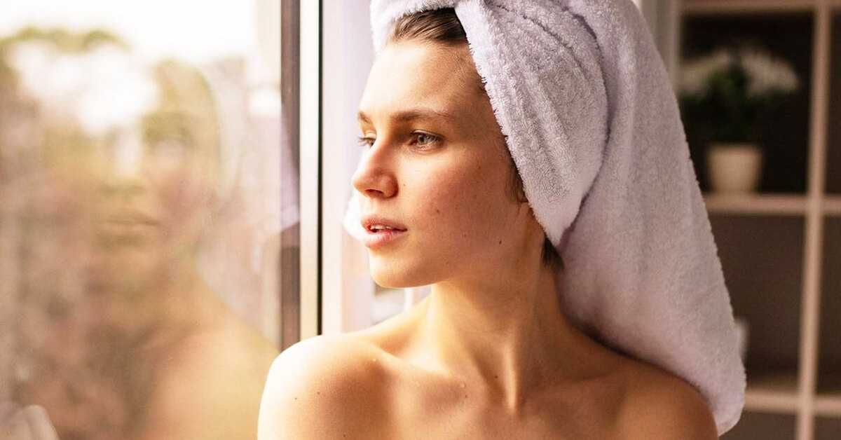 Звезда сериала Папины дочки устроила фотосессию в бикини на берегу Черного моря Актриса показала результаты фанатам