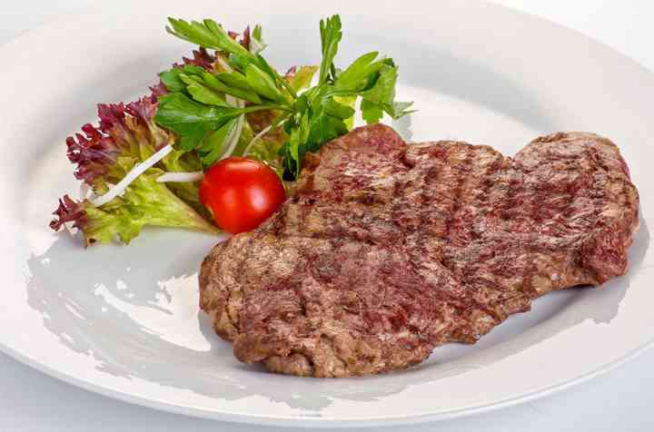 Пп говядина: 15 рецептов - мясо по-французски, суфле, диетический говяжий суп, тушеная в мультиварке - glamusha