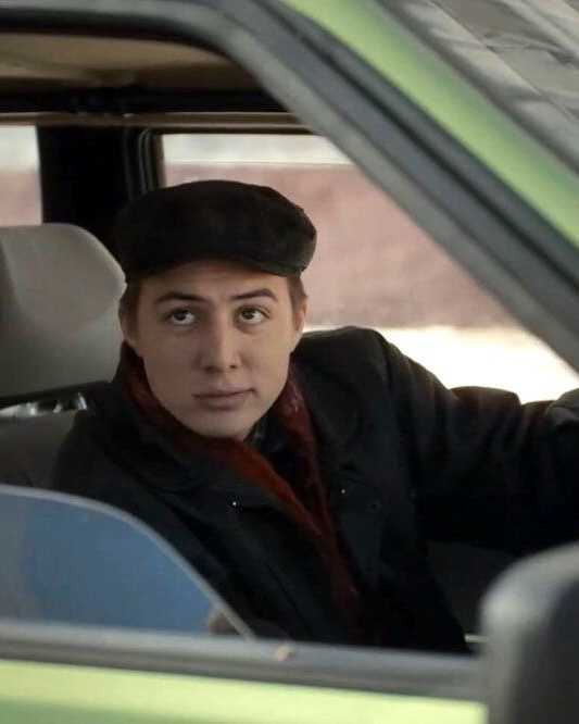 Колик (лев черепанов) — персонаж из сериала «слово пацана. кровь на асфальте»