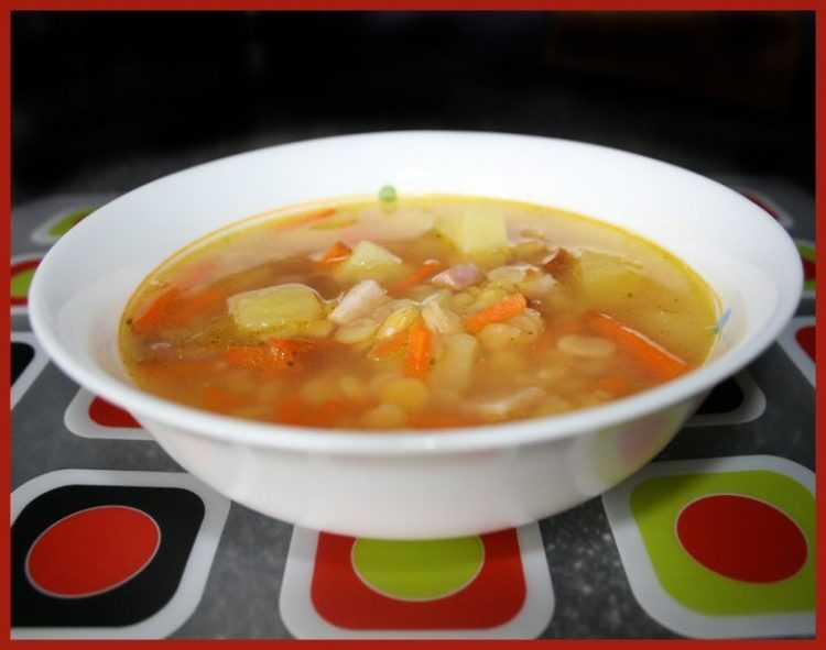 Диетический чечевичный суп на любой вкус: калорийность и секреты