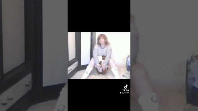 «издевательства над леной»: мама фигуристки костылёвой обвинила тренеров «москвича» в травле девочки и рукоприкладстве