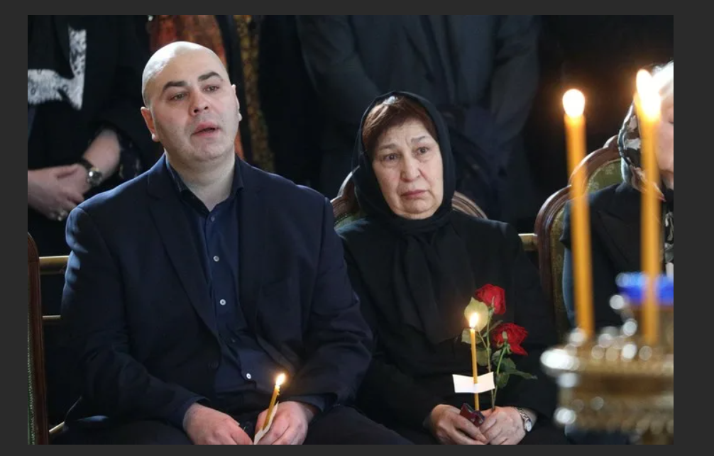 Чиччолина и две тысячи и один мужчина: история знаменитой порнозвезды, которая была шпионкой и боролась с террористами