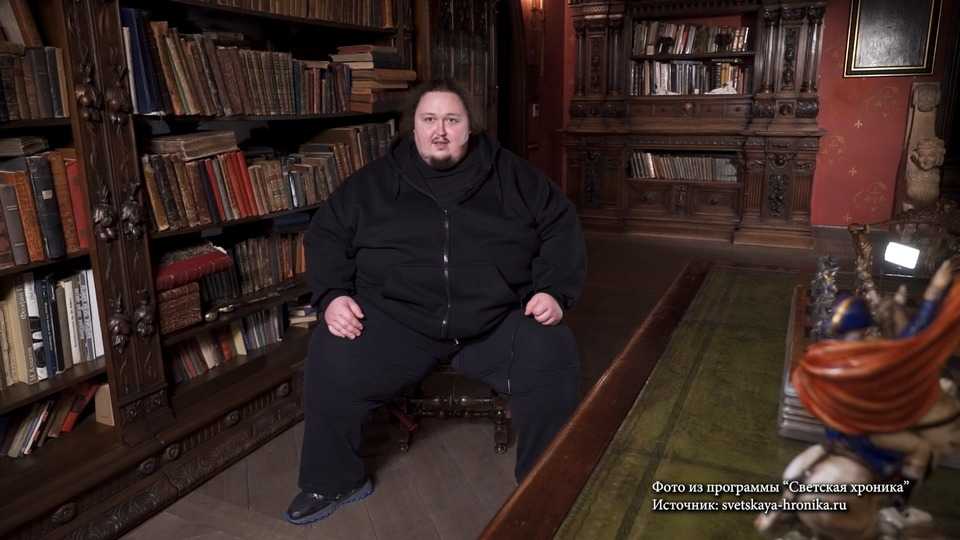 65 летний Никас Сафронов рассказал о страданиях сына который уже много лет пытается бороться с лишним весом 32 летний Лука Затравкин сделал операцию
