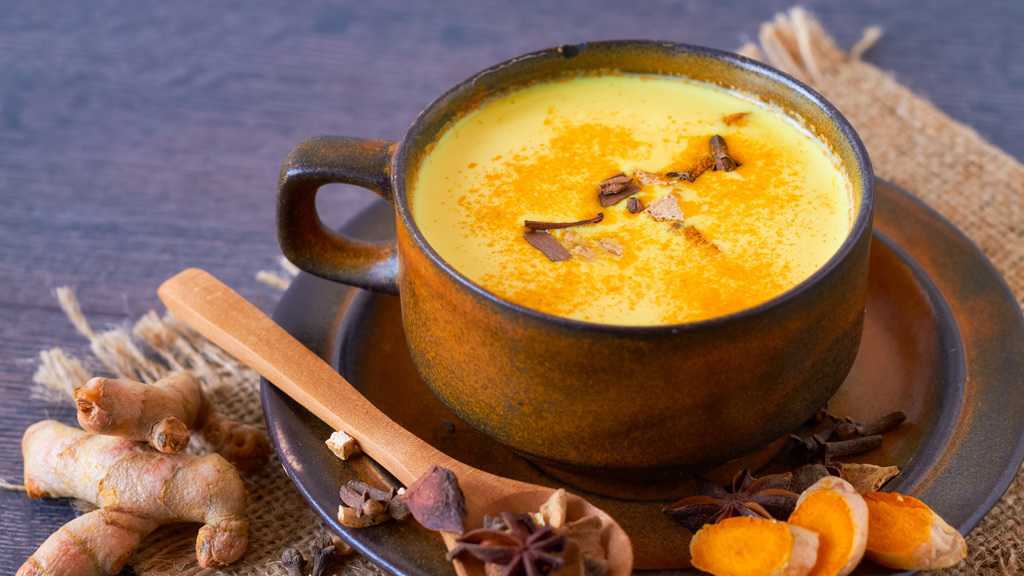 Чай с куркумой: польза, рецепты приготовления, как пить для похудения